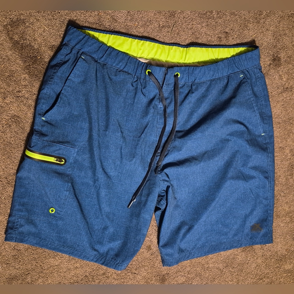 ZeroXposur Men's Blue and Lime Board Shorts UPF 50